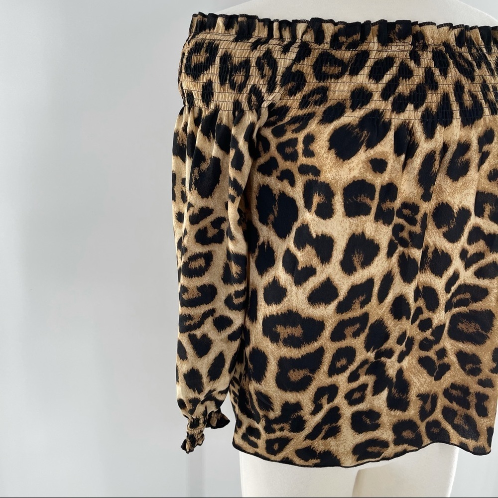Leopard Off The Shoulder Top - Picture 4 of 5